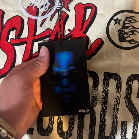 HellStar Records Tee - Picture 4 of 6